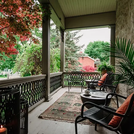 Rosemount Inn-2